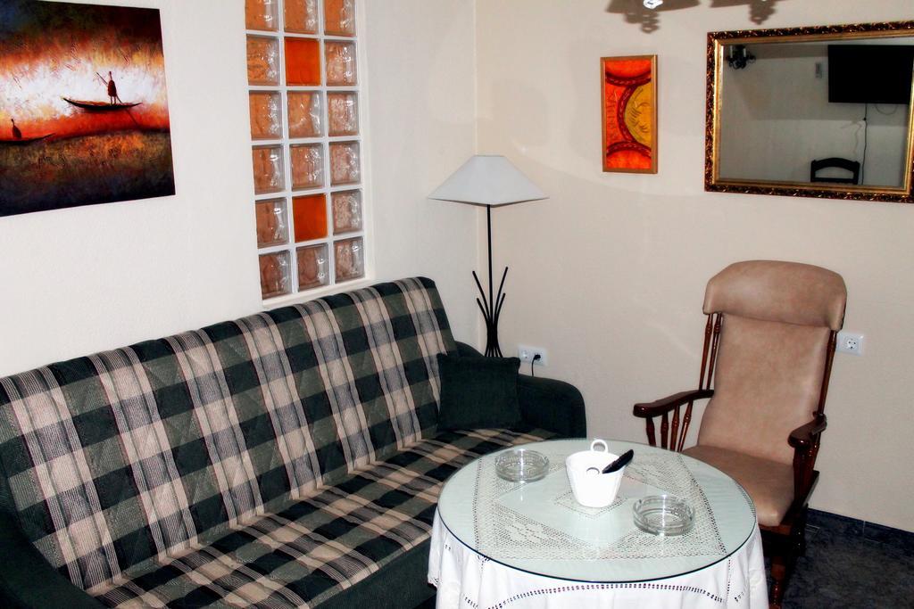 Castor Y Polux Apartment El Gastor Room photo